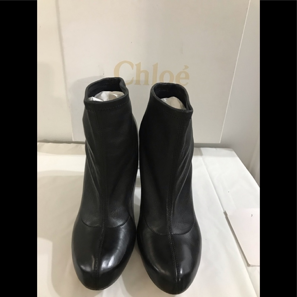 Chloe Black leather booties-size 40